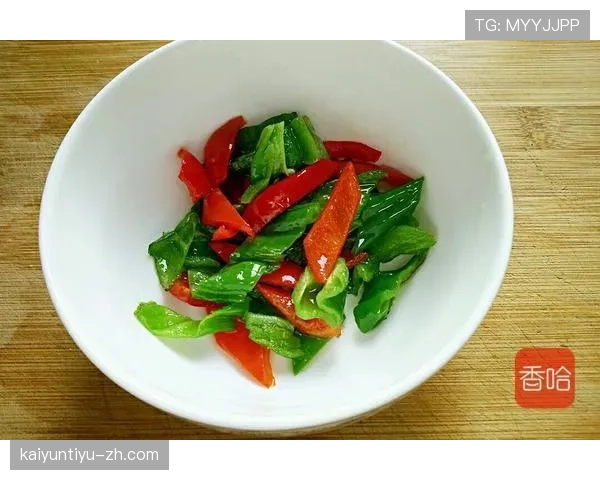 朱婷打球像开挂,可家里吃饭碗里都是素菜??? 朱婷打球像开挂,可家里吃饭碗里都是素菜???