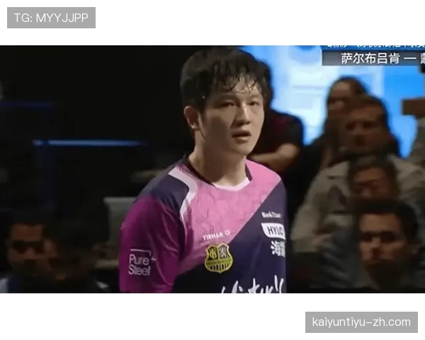 樊振东训练完顺手买辆超跑，教练在后面追着喊发票开公司名
